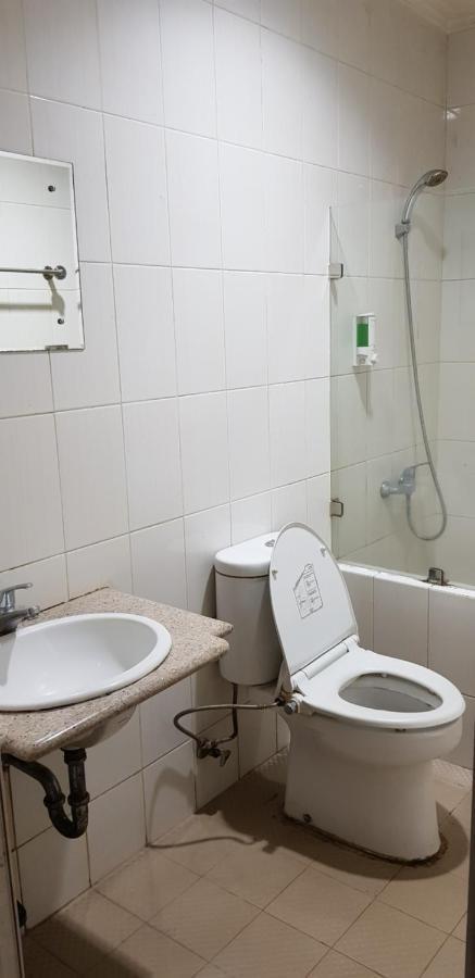 Hotel Dequr Jakarta Kota Luaran gambar